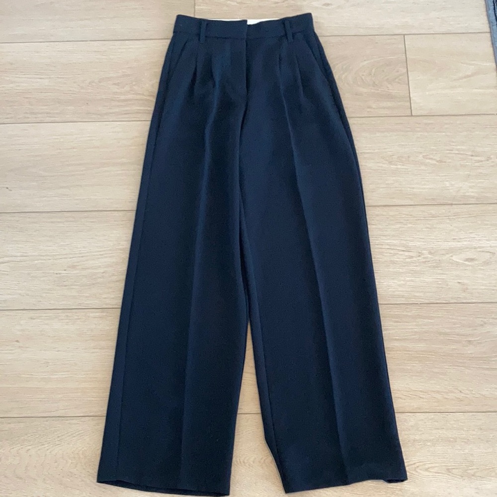 Wilfred Aritzia Slacks